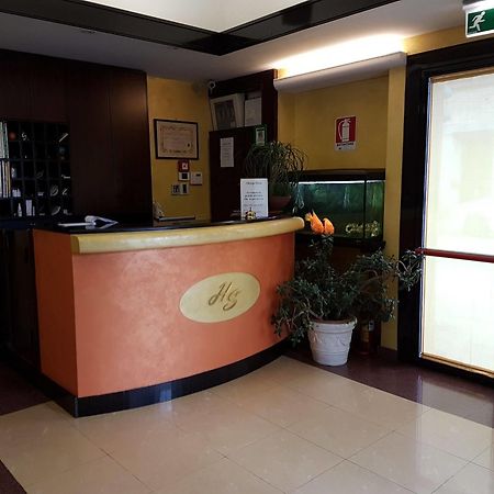 Albergo Sonia Florenţa Exterior foto