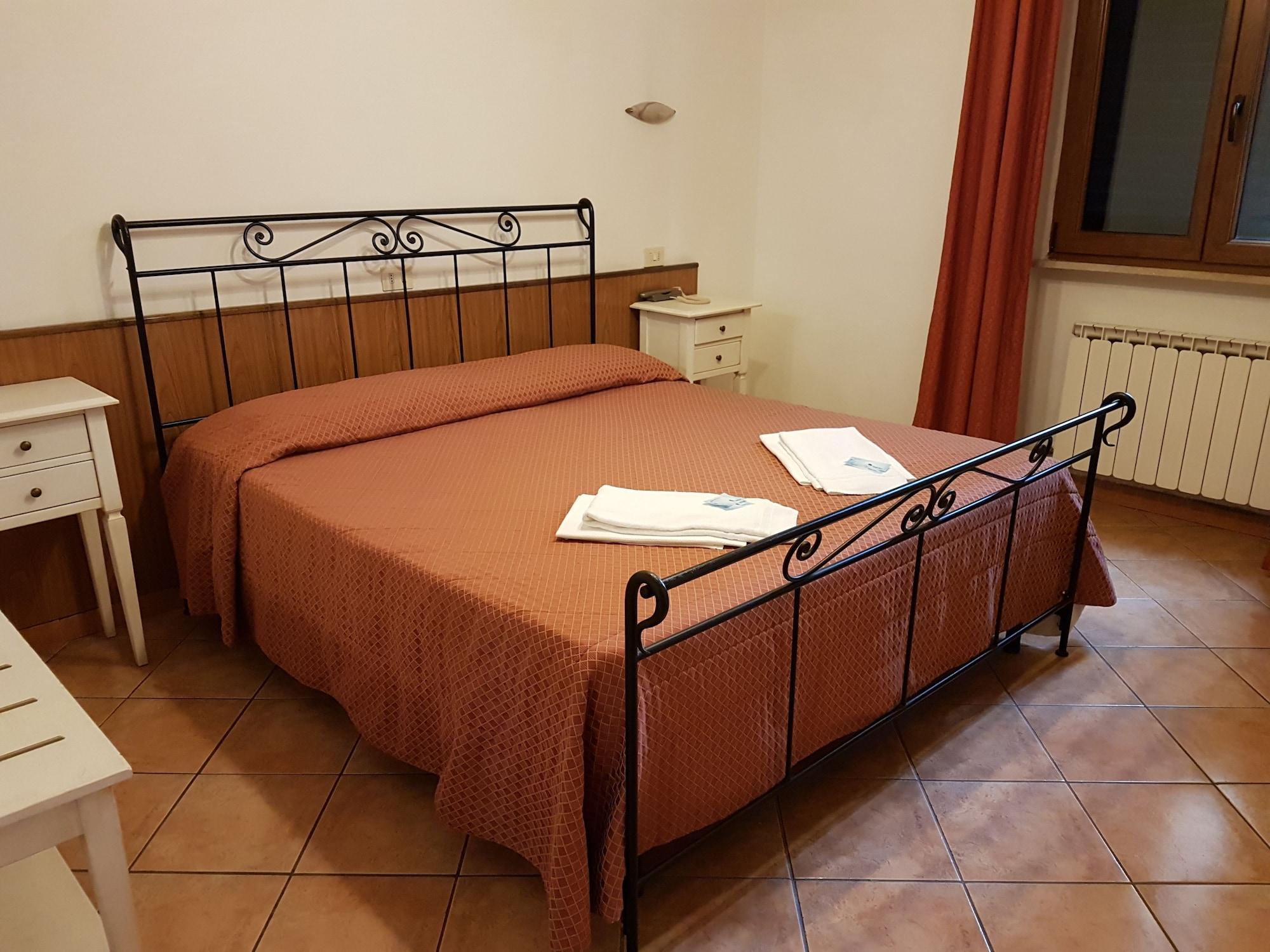 Albergo Sonia Florenţa Exterior foto