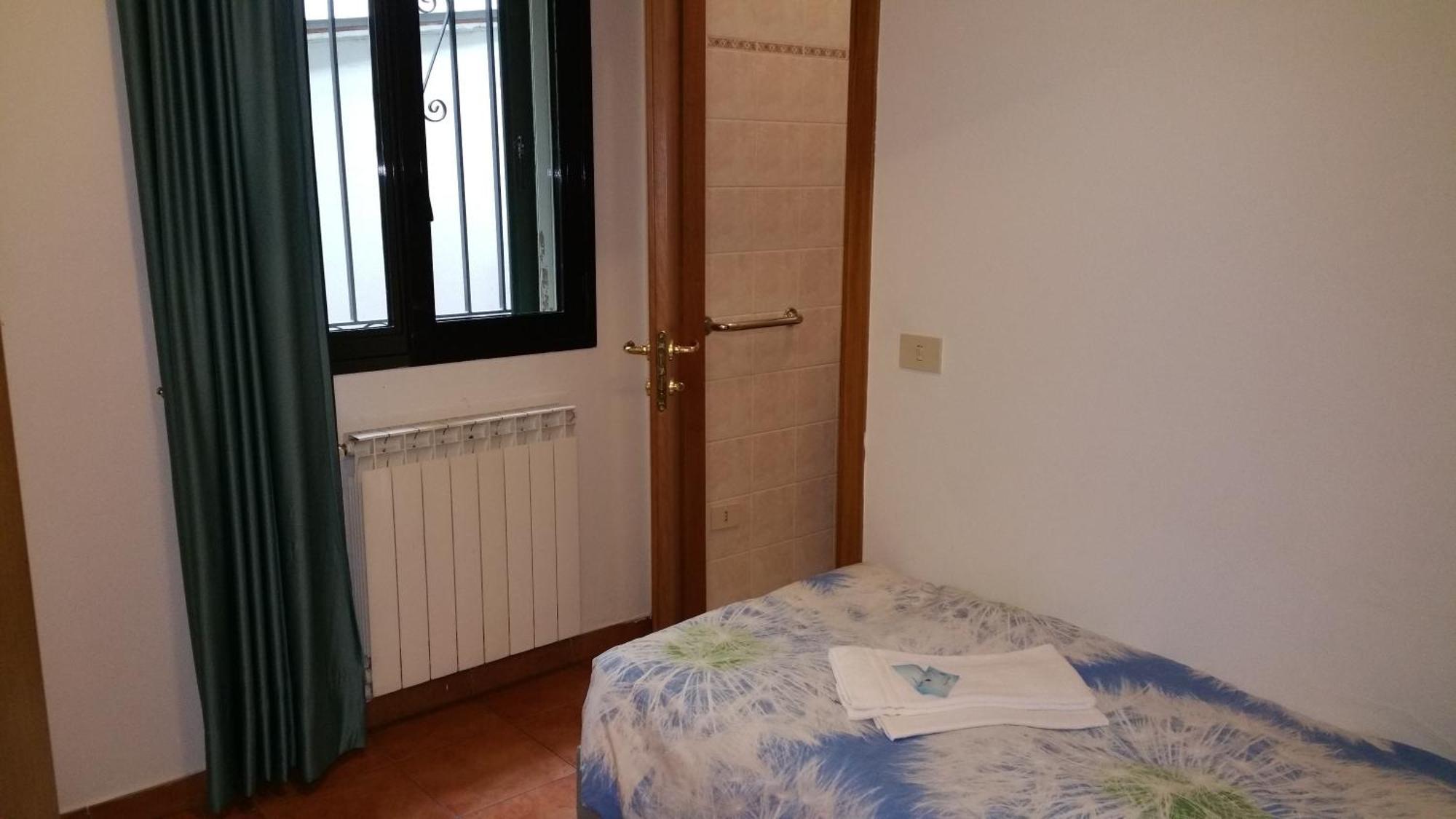 Albergo Sonia Florenţa Cameră foto
