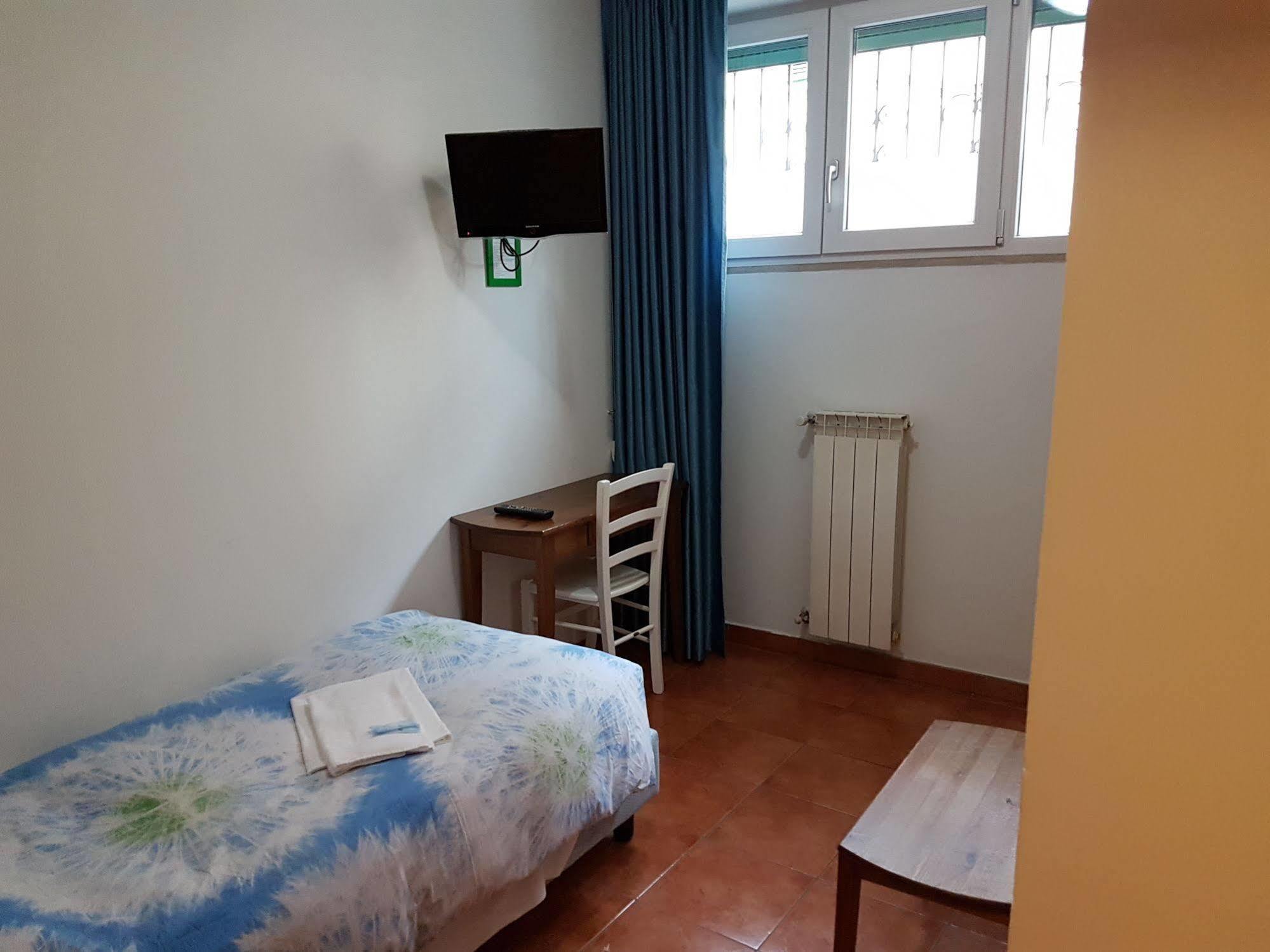 Albergo Sonia Florenţa Exterior foto